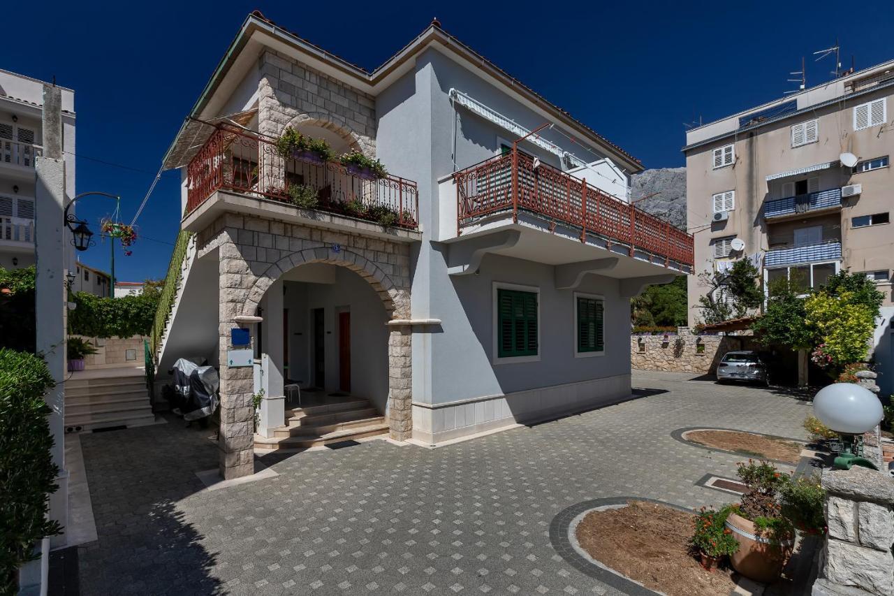 Apartments Carmen Makarska Exterior photo