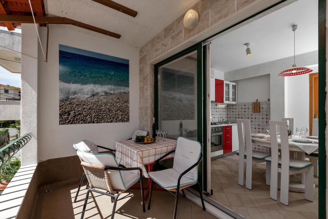 Apartments Carmen Makarska Exterior photo